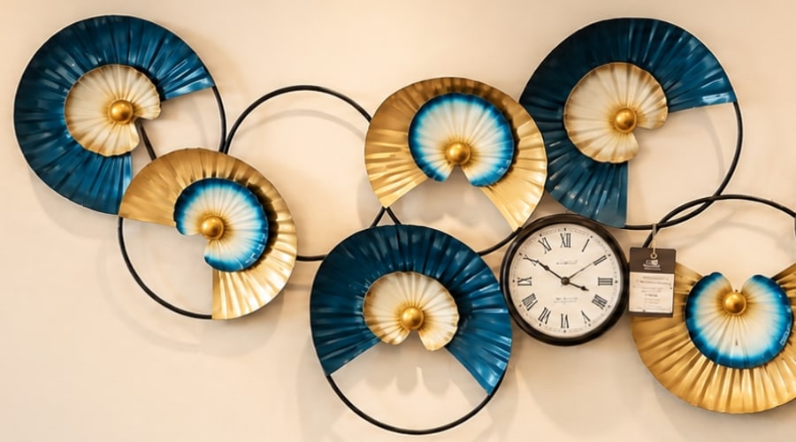 Décor and details